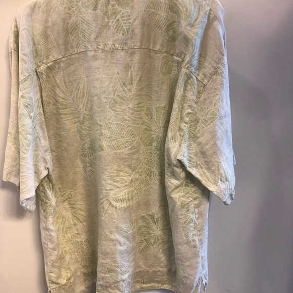 Tommy Bahama button down Sz L - Picture 2 of 4